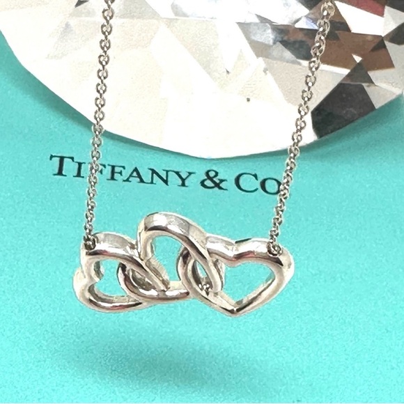 Authentic Tiffany & Co. Elsa Peretti Silver Triple Link Open Heart Necklace - Picture 4 of 14
